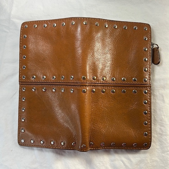 Micheal Kors wallet. Light brown with silver stud accents moto bikercore - Picture 3 of 12